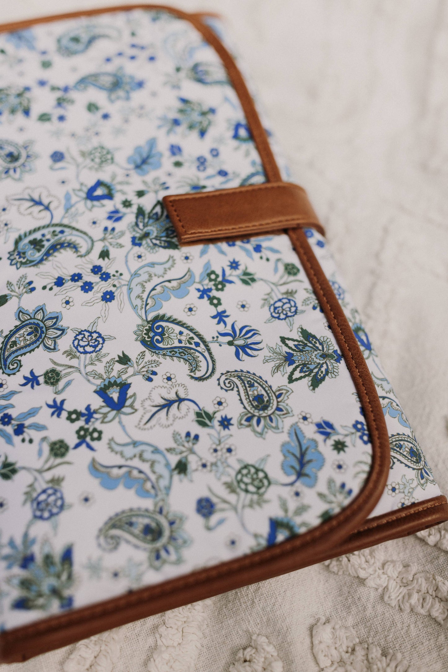 Change Mat Clutch - Blue Paisley/Tan