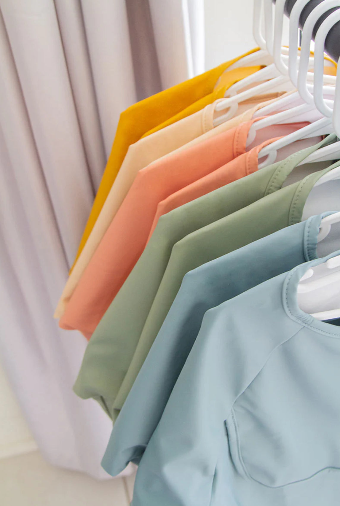 Sleeved Bib