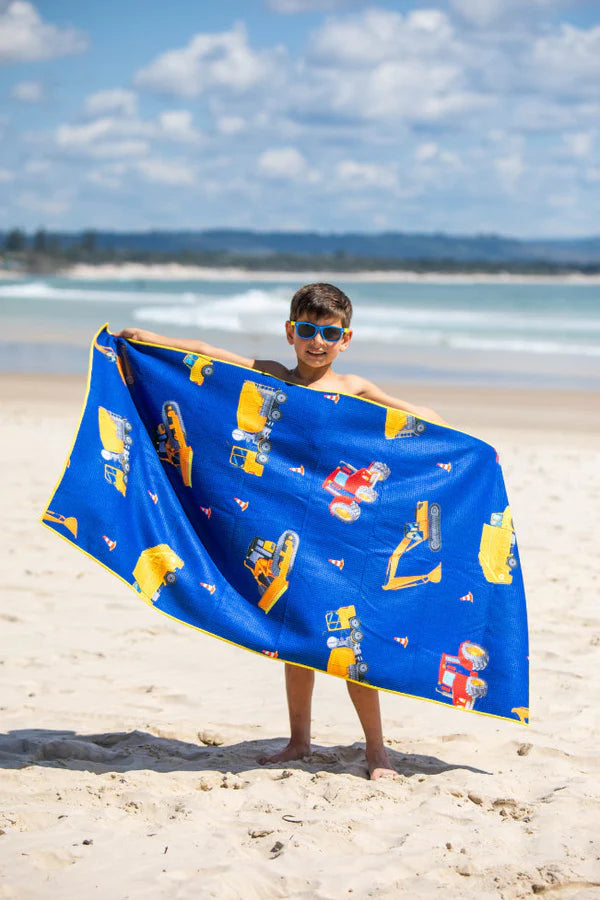 Kids Cheeky Winx Beach Towel