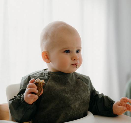 Sleeved - Everyday Wonder Bib